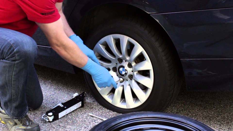 Road-Mech Flat Tyre Services Flat Tyre Service